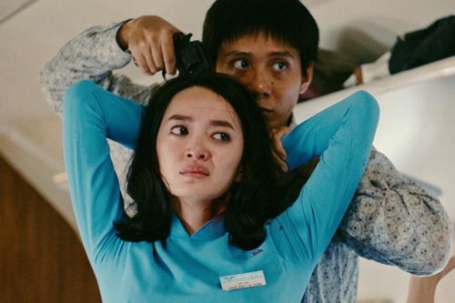 Báo quốc tế nói gì về 'Tử chiến trên không'?
