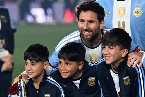 Ba quý tử nhà Messi, ai có tố chất nối nghiệp cha?
