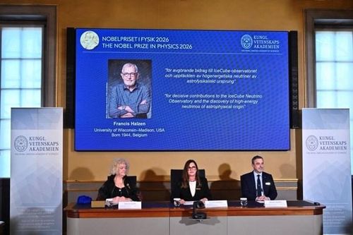 Giải Nobel Vật lý 2026 được gọi tên với phát hiện hạt vũ trụ 'ma quái'