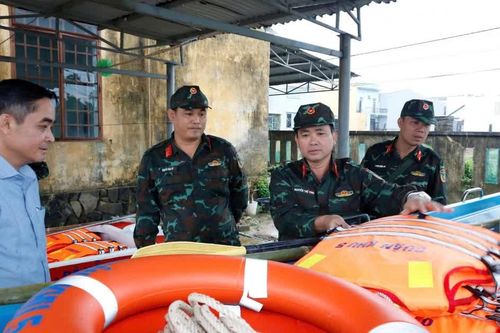 Ứng phó mưa bão: Bộ Chỉ huy quân sự thành phố Đà Nẵng yêu cầu bố trí lực lượng, phương tiện ứng trực tại các khu vực xung yếu