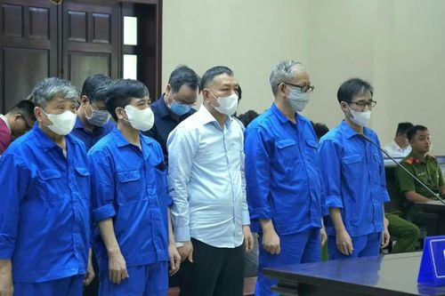 Cựu Bộ trưởng Y tế Nguyễn Thị Kim Tiến được giảm 3 năm tù