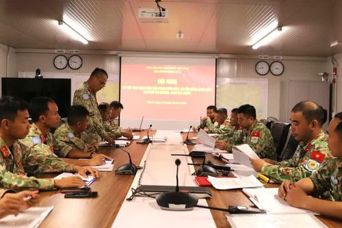 Bàn giao công tác giữa Đội Công binh số 4 và Đội Công binh số 5 tại Phái bộ Liên hợp quốc