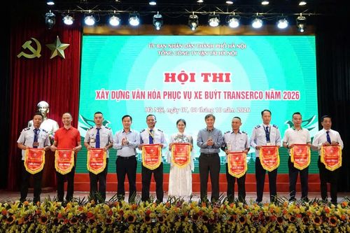 Xây dựng văn hóa xe buýt từ đội ngũ trực tiếp phục vụ hành khách