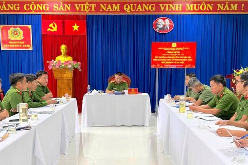 Lãnh đạo Công an thành phố làm việc với 2 cơ sở cai nghiện ma túy