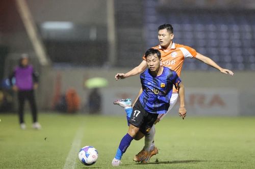 Thành bại khó nói