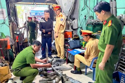 Huế kiểm tra 16 cơ sở, phát hiện nhiều vi phạm liên quan đến 'độ xe'