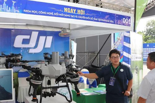 Tây Ninh khai mạc Ngày hội Chuyển đổi số 2026: Trình diễn 200 gian hàng công nghệ, tiên phong phát triển phương tiện không người lái