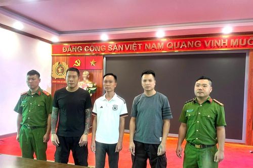 Khởi tố 3 đối tượng sản xuất, đăng tải video bạo lực