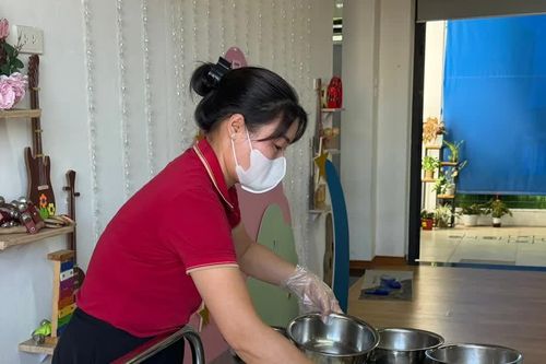 Sau sắp xếp, trường 'phình to', hiệu trưởng làm gì để thích nghi?