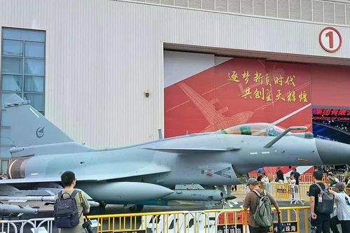 Indonesia sắp nhận lô tiêm kích 'rồng uy vũ' J-10CE đầu tiên từ Trung Quốc