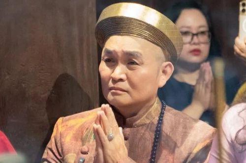 Xuân Hinh: 'Tôi đang rất khỏe thì bị đồn đột quỵ'