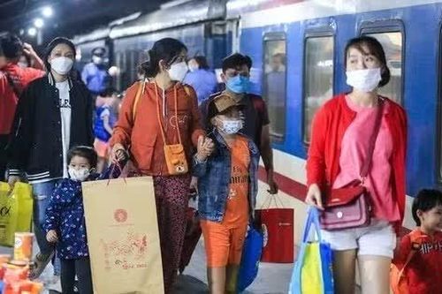 Hàng nghìn vé tàu miễn phí đưa, đón công nhân dịp Tết Nguyên đán Đinh Mùi 2027