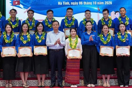Hà Tĩnh tuyên dương 46 Học sinh 3 tốt, Sinh viên 5 tốt