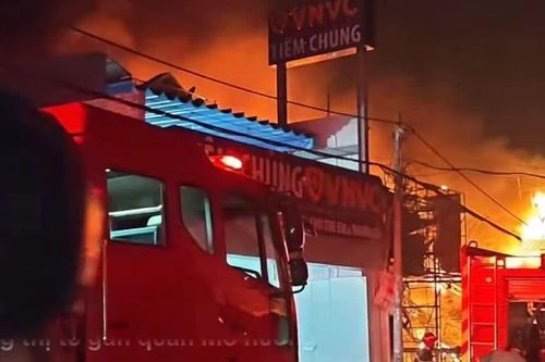 Tìm thấy thi thể nhân viên trong cửa hàng xe bị cháy ở TPHCM