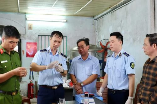 Xí nghiệp rượu Mẫu Sơn bị xử phạt do vi phạm quy định bảo quản