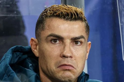HLV Bồ Đào Nha nói gì về cáo buộc dài 10 trang của Ronaldo?