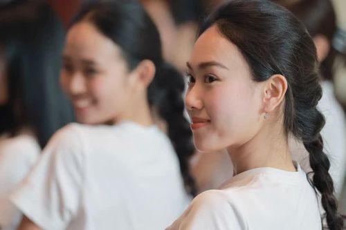 Đột nhập nhà chung Hoa hậu Việt Nam