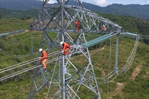 Bộ Công Thương định hướng tách truyền tải điện khỏi EVN