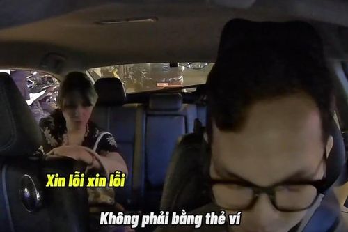 Du khách nước ngoài trả nhầm tiền cho cuốc xe 26.000 đồng, tài xế xử lý bất ngờ
