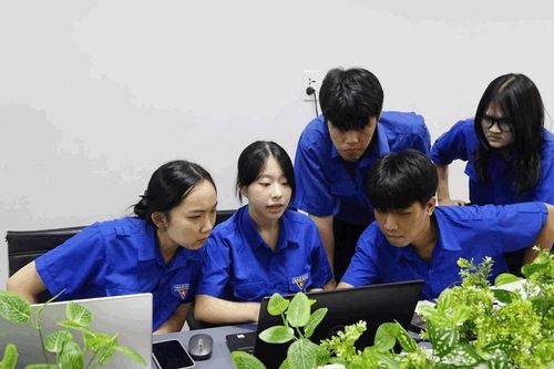 Gia Lai phổ cập kỹ năng số, đưa AI đến gần người dân