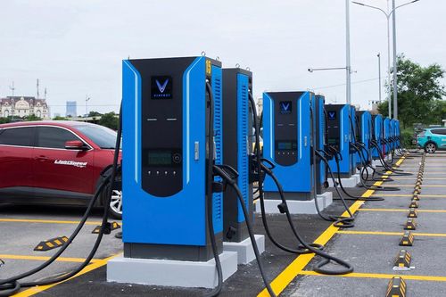 Bộ Công Thương: Chỉ đưa quy chuẩn trạm sạc xe điện, việc kinh doanh đầu tư do DN quyết