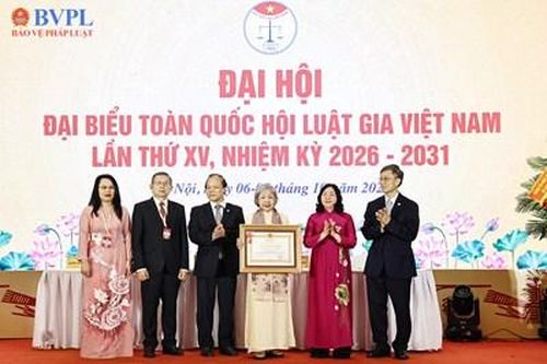 Đại hội XV Hội Luật gia Việt Nam: Nhiều cá nhân và tập thể vinh dự đón nhận Huân chương cao quý
