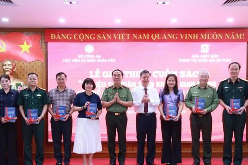 Nâng cao nhận thức về dữ liệu cá nhân trên không gian mạng trong kỷ nguyên mới