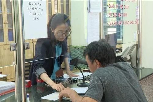 Đổi cách tiếp cận, chính quyền chủ động tìm đến người dân