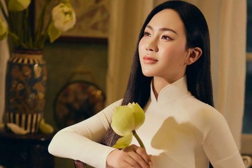 Đặng Ngọc Anh bước ra khỏi cái bóng Quán quân bằng dự án thính phòng đầu tay