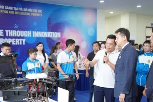 Khó thương mại hóa kết quả nghiên cứu đại học vì 'làm xong mới tìm người mua'