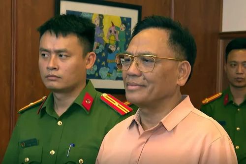 2 lãnh đạo Vietcombank Thanh Hóa qua mặt hội sở, giúp Bầu Đoan thâu tóm dự án