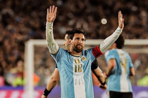 Messi nhận lời chia tay đầy xúc động ở trận cuối cùng với Argentina