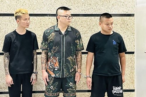 Thiếu nữ 15 tuổi bị ép 'gánh' khoản nợ 70 triệu đồng, bị nhốt trong container ở quán karaoke