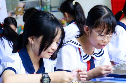 TP.HCM kiểm soát chuỗi cung ứng suất ăn học đường