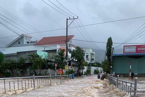 Chủ động ứng phó mưa lớn, ngập lụt và sạt lở đất