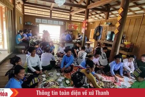 Nét độc đáo lễ tục “cẳm đỏi” của người Thái trắng ở xứ Thanh