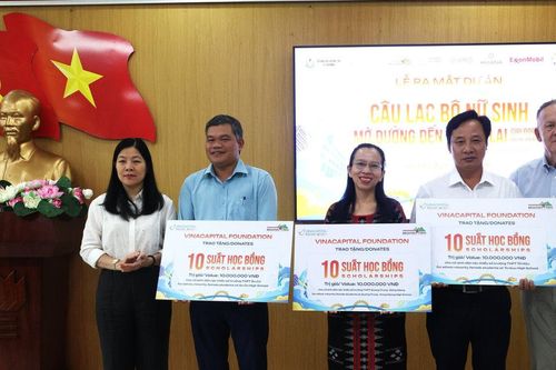 Ra mắt giai đoạn 2 dự án Câu lạc bộ Nữ sinh mở đường đến Tương lai