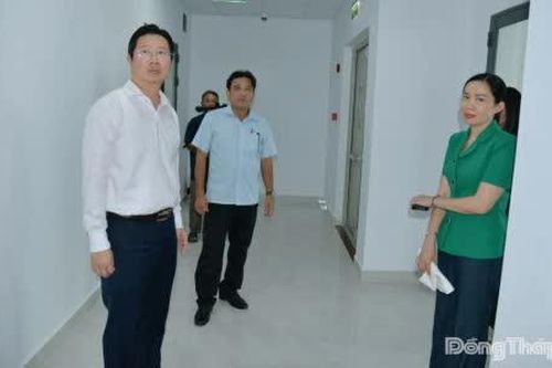 Phó Chủ tịch UBND tỉnh Huỳnh Minh Tuấn khảo sát Trung tâm Văn hóa - Tổ chức sự kiện tỉnh Đồng Tháp