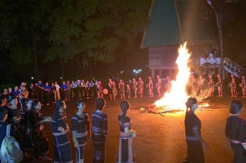 Sôi nổi Ngày hội Thanh niên dân tộc thiểu số xã Đức Cơ