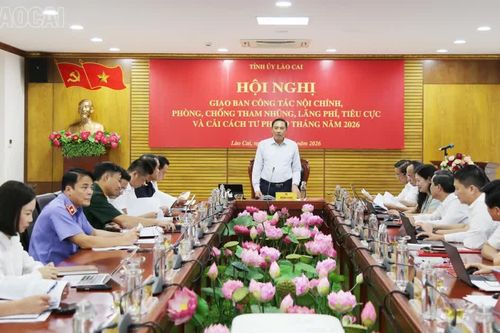 Phó Bí thư Thường trực Tỉnh ủy Hoàng Giang chủ trì giao ban công tác nội chính