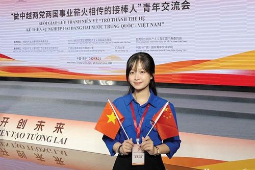 Nữ thủ lĩnh sinh viên 'chạm và kết nối'