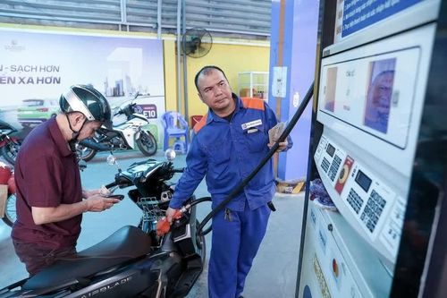 Tăng quyền quyết định giá xăng dầu cho doanh nghiệp, Nhà nước giám sát bằng dữ liệu