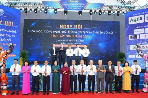 Tây Ninh: Ngày hội Khoa học, công nghệ, đổi mới sáng tạo và chuyển đổi số quy tụ 200 gian hàng