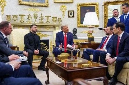 Ukraine kỳ vọng đàm phán ba bên với Nga trong tháng 10