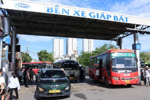 Tạm dừng tiếp nhận tuyến xe khách mới về bến Giáp Bát, Nước Ngầm