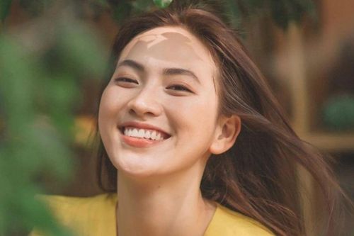 Cô bé Cà Mau bán xôi phụ mẹ lọt đề cử Top 100 gương mặt đẹp thế giới