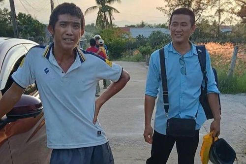 Thanh niên đi lạc nhiều ngày, gia đình xúc động nhận lại người thân cùng tài sản gần 16 triệu đồng
