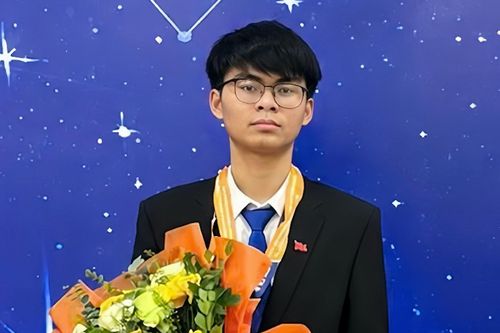 Chàng trai chuyên Lam Sơn giành Huy chương Vàng Olympic Thiên văn quốc tế 2026