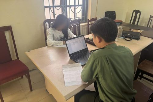 Làm việc với công an, cô gái 21 tuổi nói lý do lập nhóm 'Những người ghét bố mẹ'