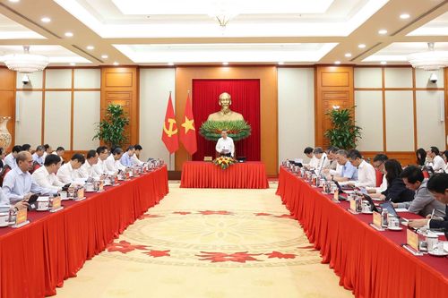 Tìm người giỏi cho việc lớn: Đừng để 'nguồn mở' vẫn quanh quẩn người quen